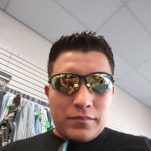 Meet your Posher, Ramos